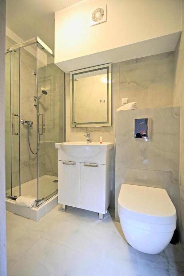 Apartament Swietojanska Przy Nabrzezu By Noclegi Renters غدينيا المظهر الخارجي الصورة