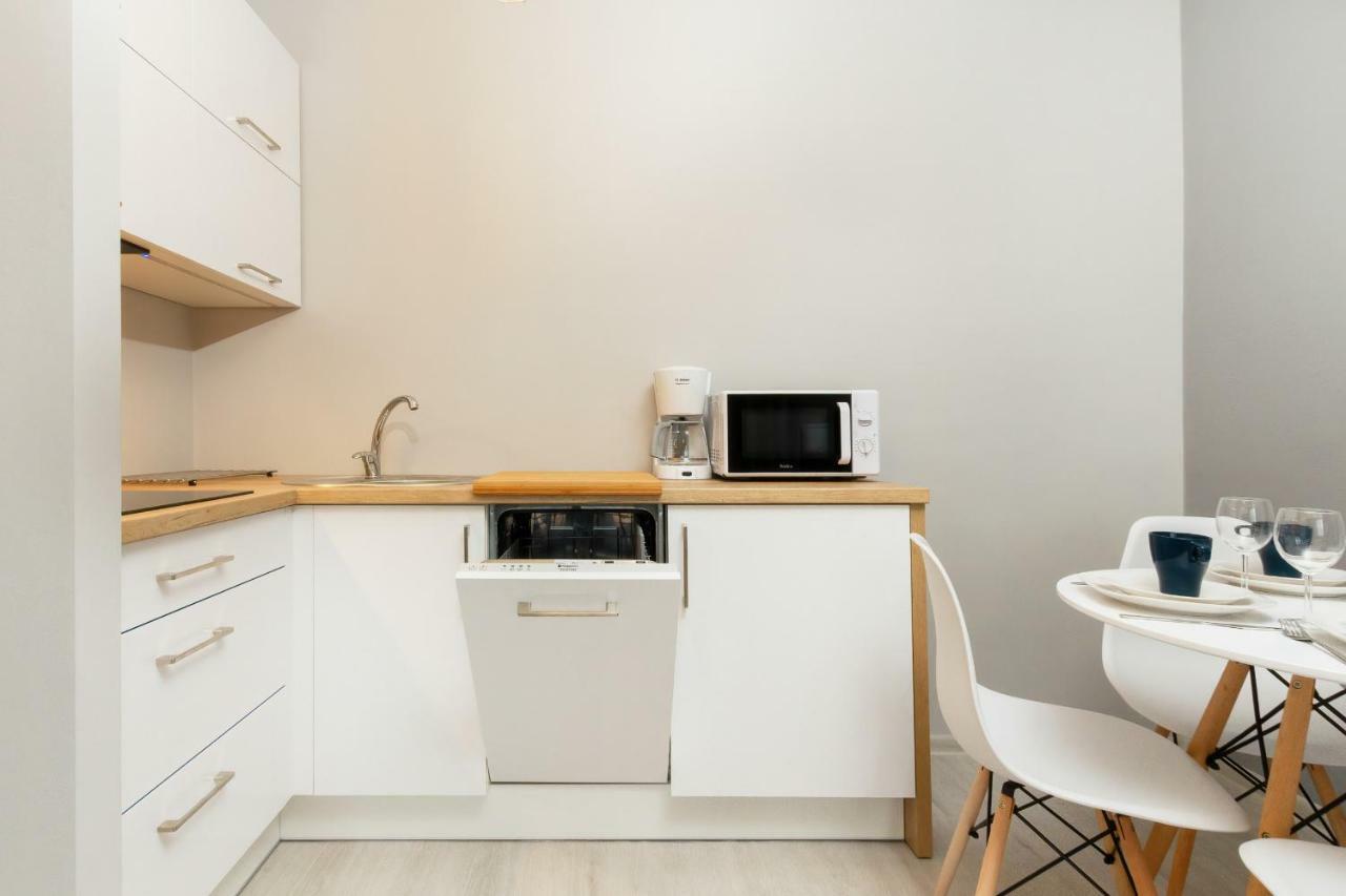 Apartament Swietojanska Przy Nabrzezu By Noclegi Renters غدينيا المظهر الخارجي الصورة